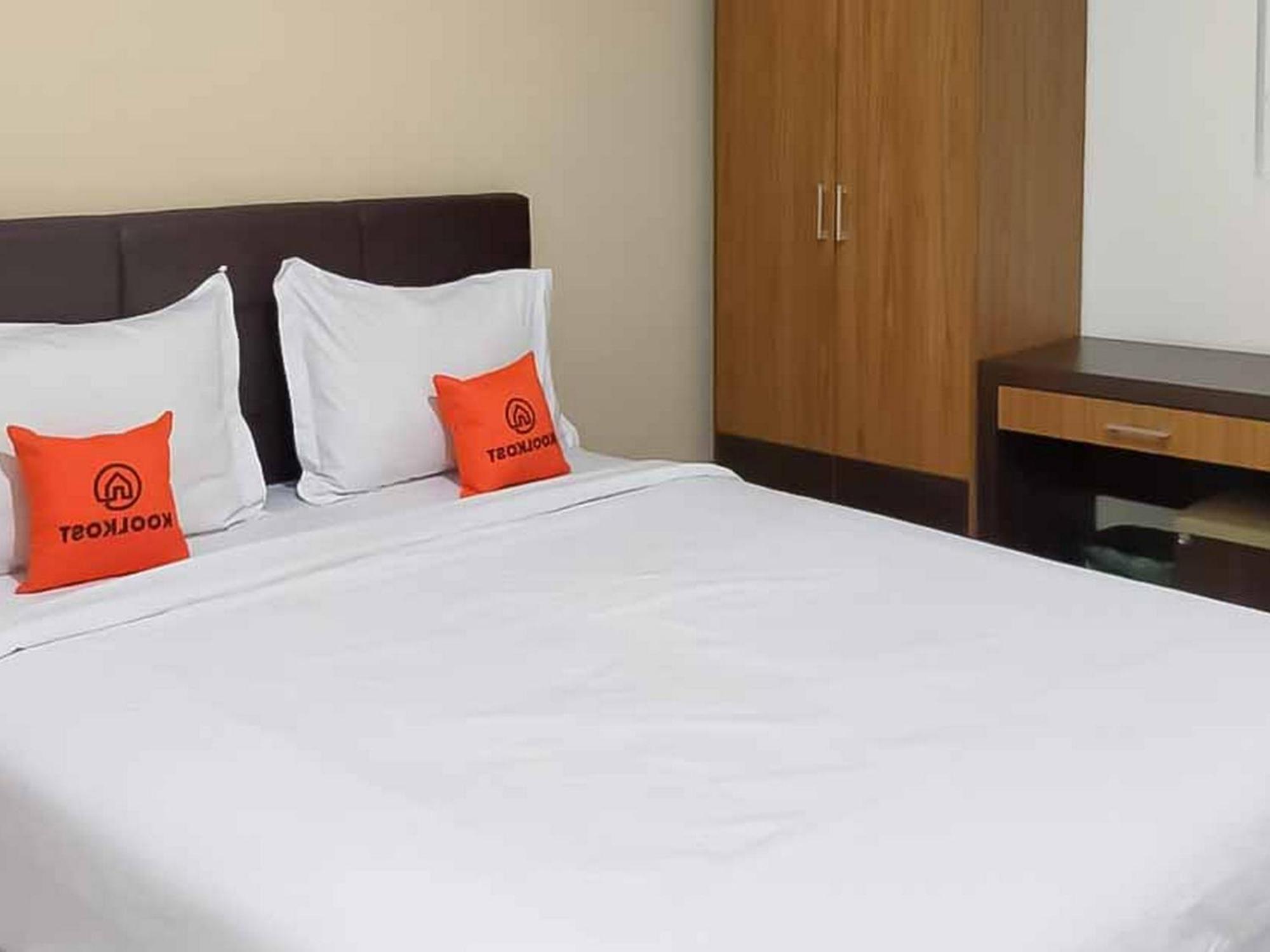 Отель Koolkost Syariah @ Jalan Tb Simatupang Medan Sunggal Экстерьер фото